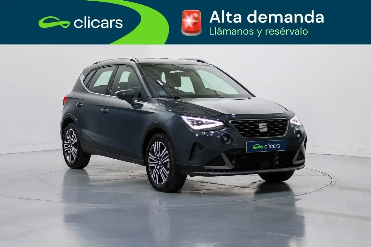 Usado Seat Arona FR 116 CV (85 kW) 2025 Negro SUV