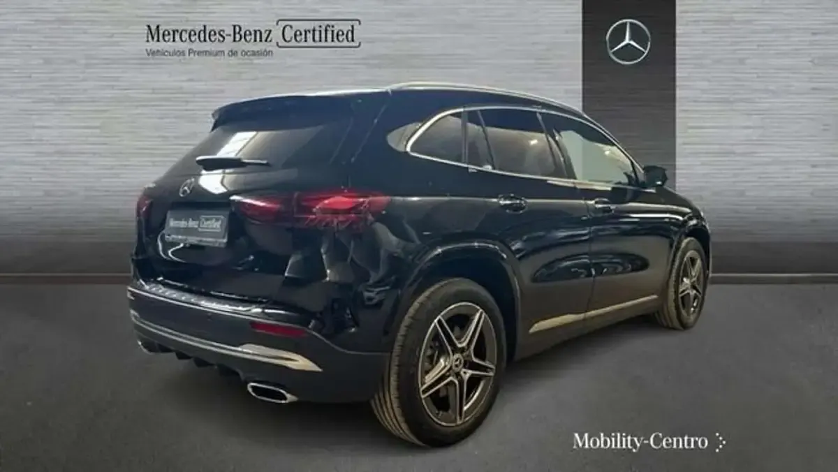 Usado Mercedes GLA250 217 CV (159 kW) 2025 Negro SUV