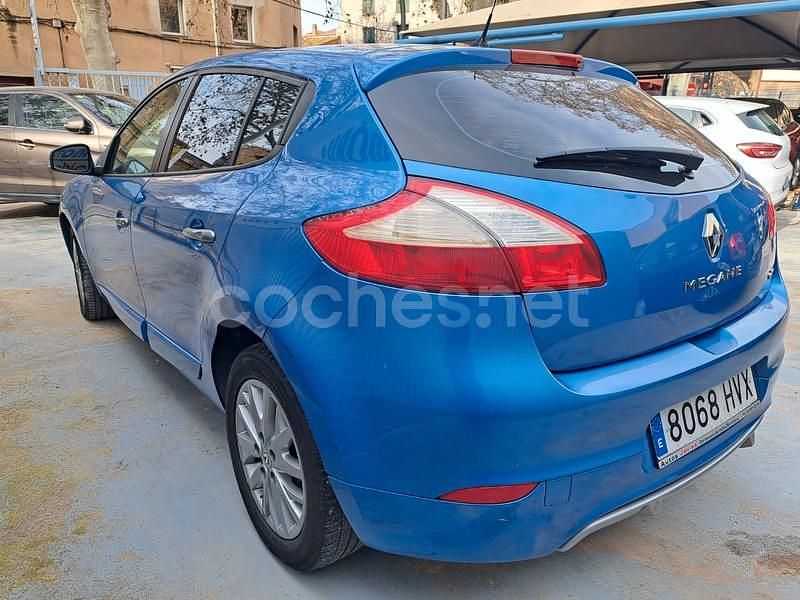Usado Renault Mégane Intens 95 CV (69 kW) 2014 Azul Berlina