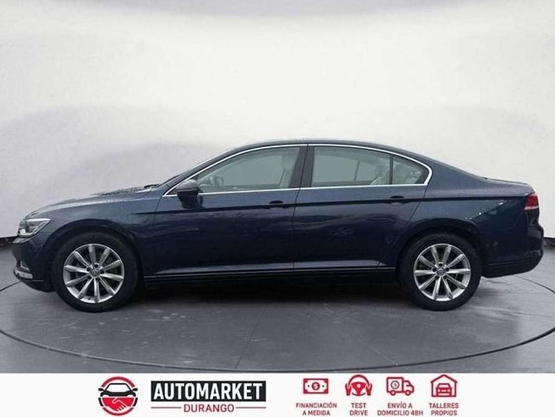 Usado VW Passat Sportline 150 CV (110 kW) 2015 Azul Berlina