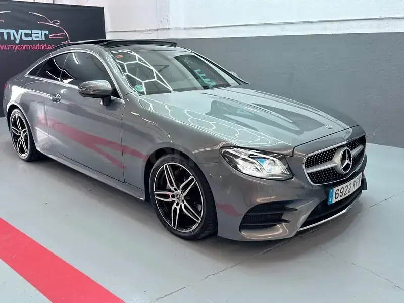 Usado Mercedes E220 194 CV (142 kW) 2018 Beige Coupe