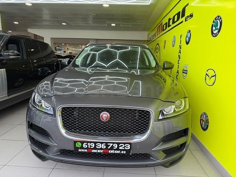 Usado Jaguar F-Pace Prestige 300 CV (220 kW) 2019 Gris / plata SUV