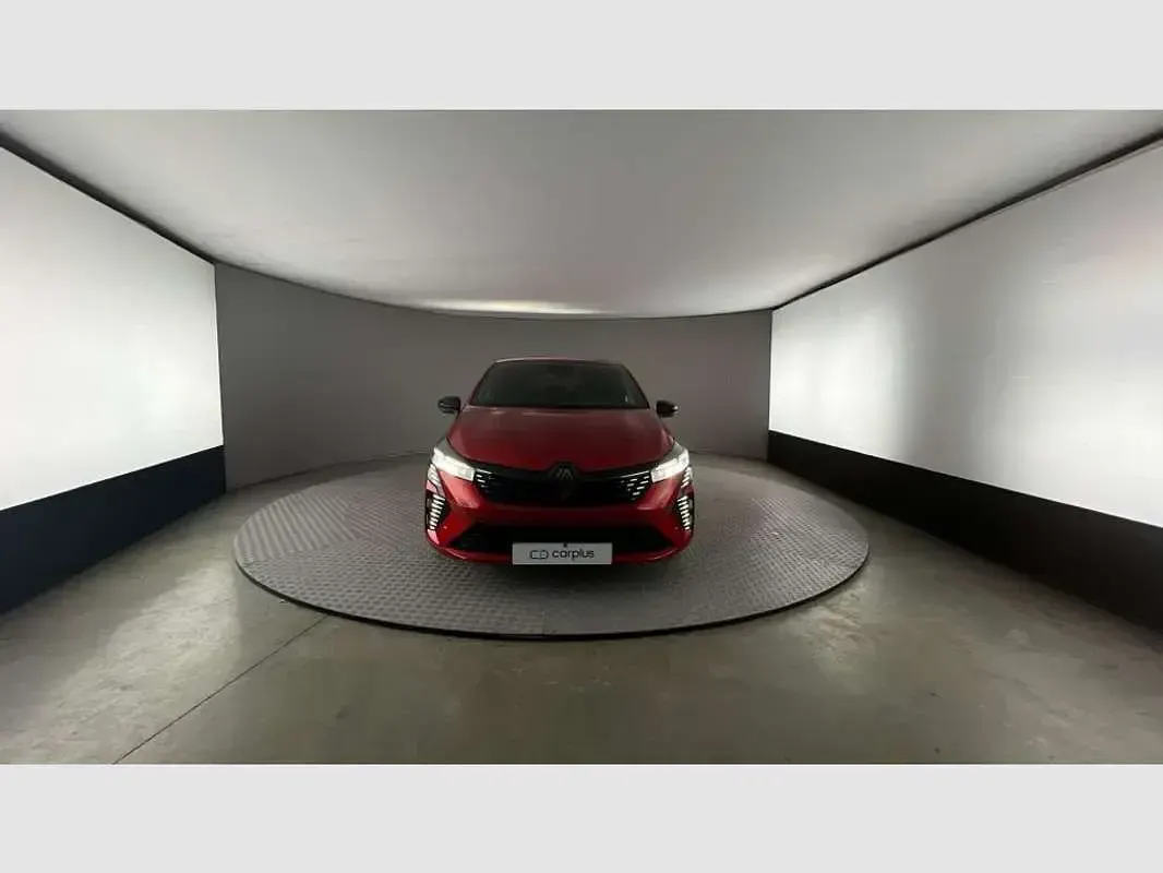 Usado Renault Clio V Techno 91 CV (66 kW) 2024 Rojo Utilitario