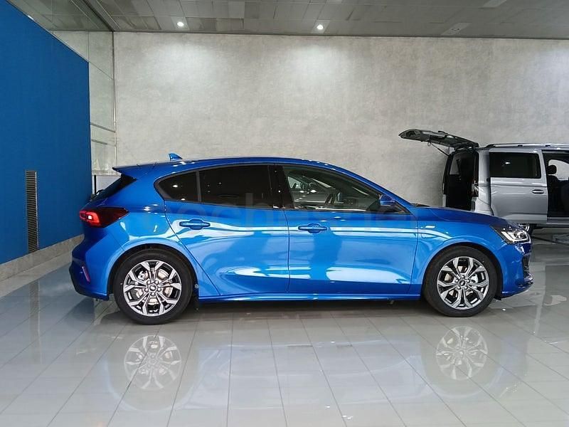 Nuevo Ford Focus ST-Line 155 CV (114 kW) 2025 Azul Berlina