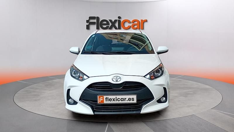 Usado Toyota Yaris Edition 72 CV (52 kW) 2022 Blanco Utilitario