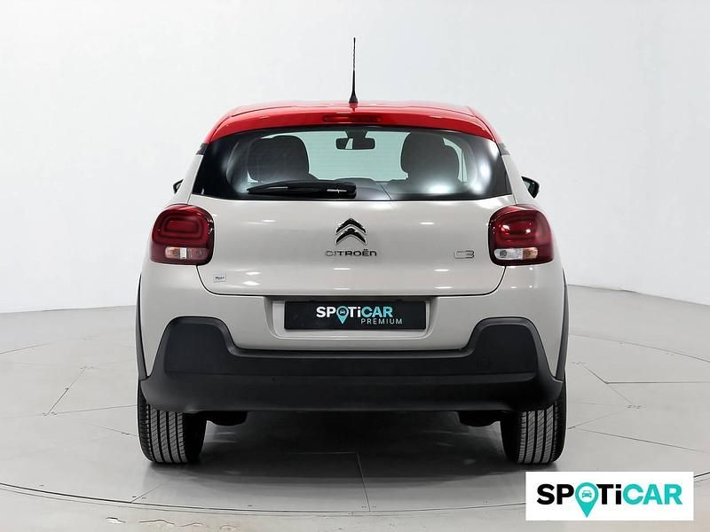 Usado Citroën C3 Feel 83 CV (61 kW) 2021 Dorado Utilitario