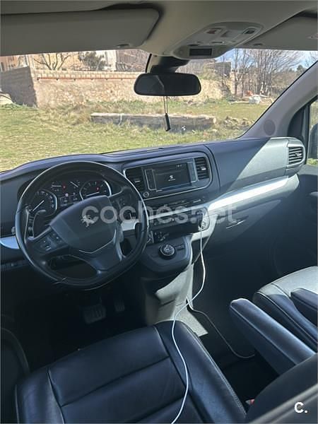 Usado Peugeot Traveller Business-Line 177 CV (130 kW) 2021 Gris / plata Monovolumen