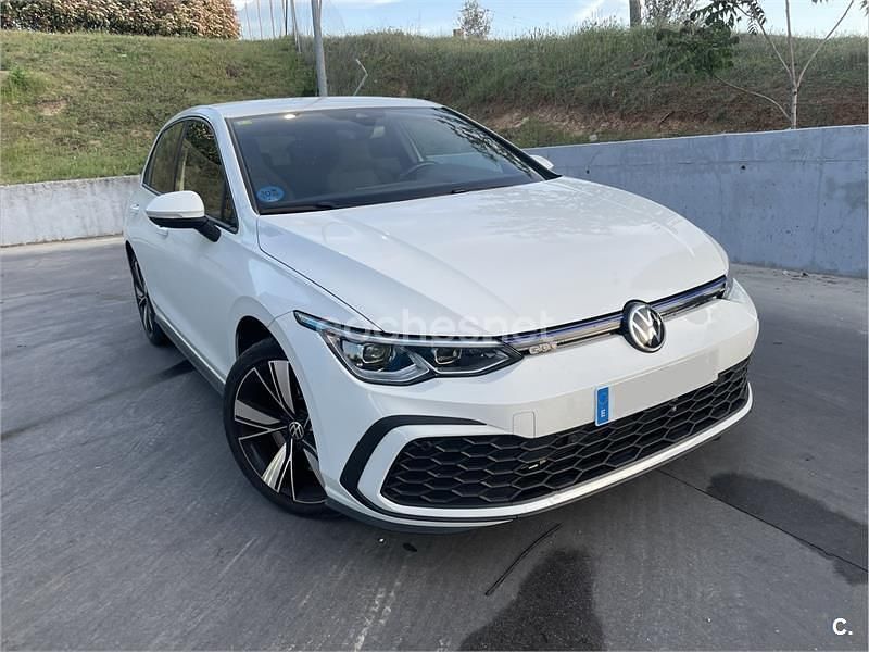 Usado VW Golf VIII GTE 245 CV (180 kW) 2020 Blanco Berlina