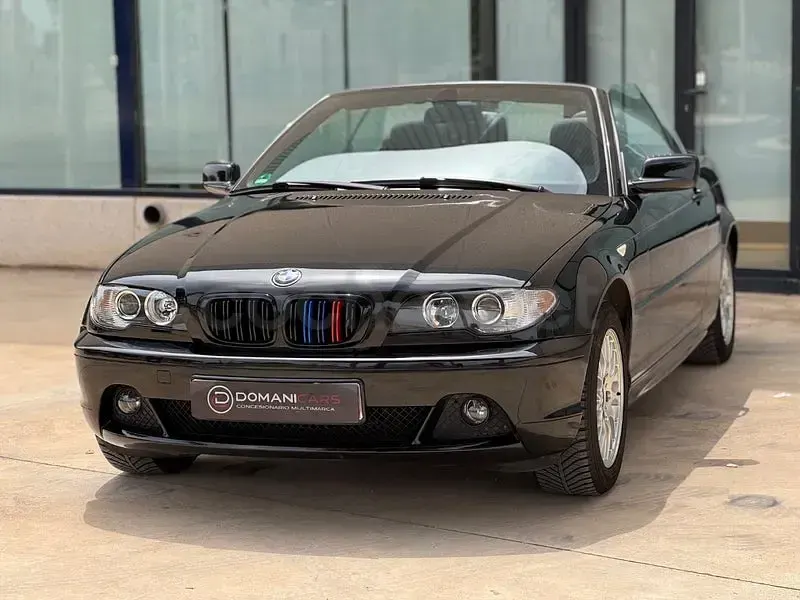 Usado BMW 318 Cabriolet 143 CV (105 kW) 2003 Negro Descapotable