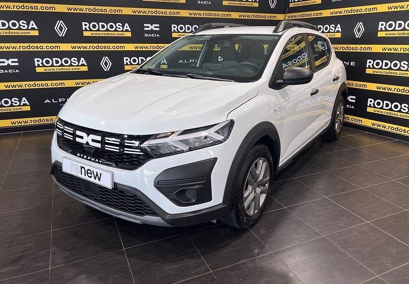 Usado Dacia Sandero Essentiel 91 CV (66 kW) 2023 Blanco Berlina