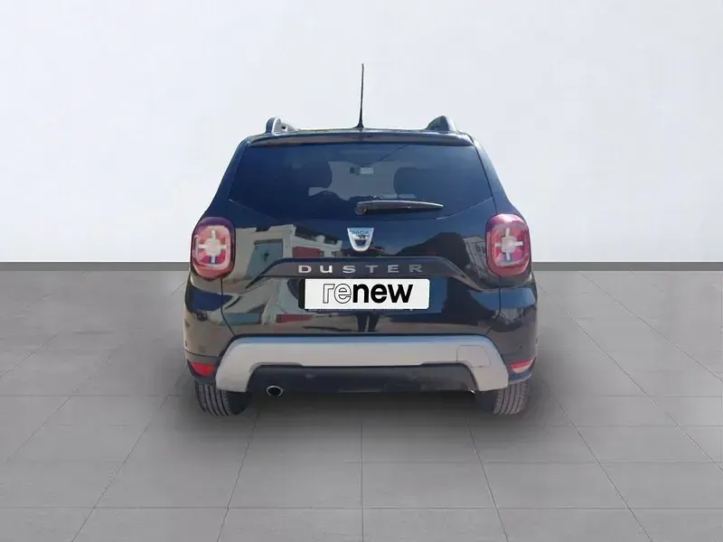 Usado Dacia Duster 115 CV (84 kW) 2021 Negro SUV