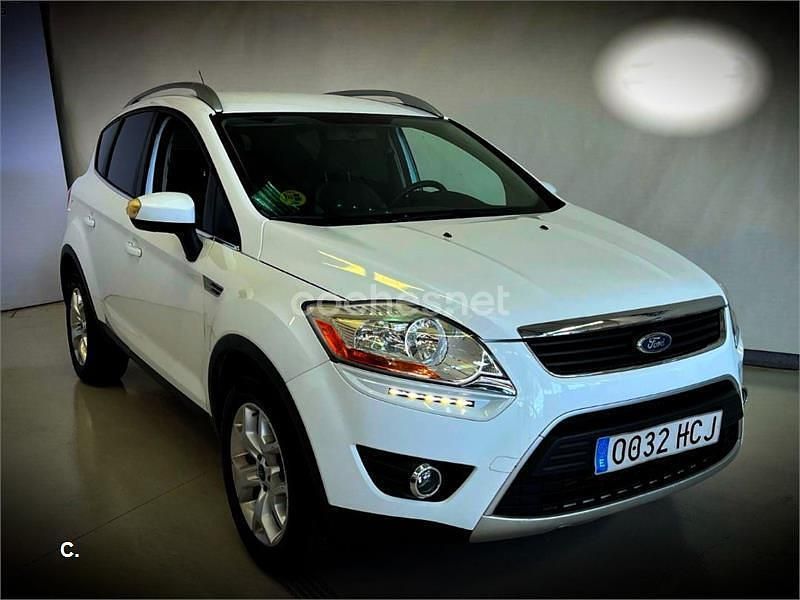 Usado Ford Kuga Titanium 140 CV (102 kW) 2011 Blanco SUV