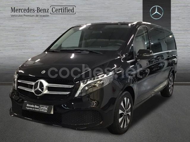Negro Usado 2024 Mercedes V220 Avantgarde Monovolumen | 67.400 € - Imagen 1/4
