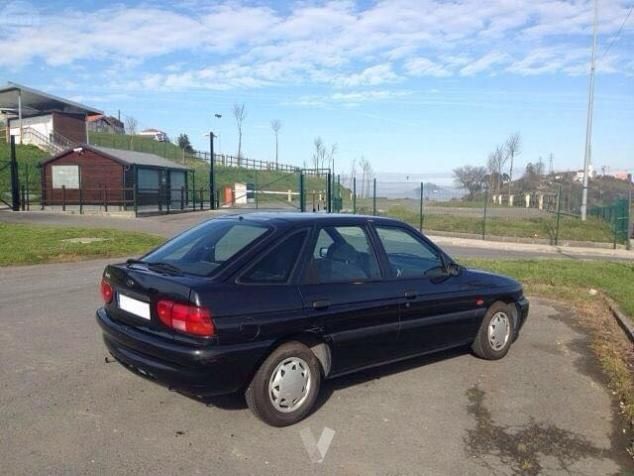 Ford escort 5
