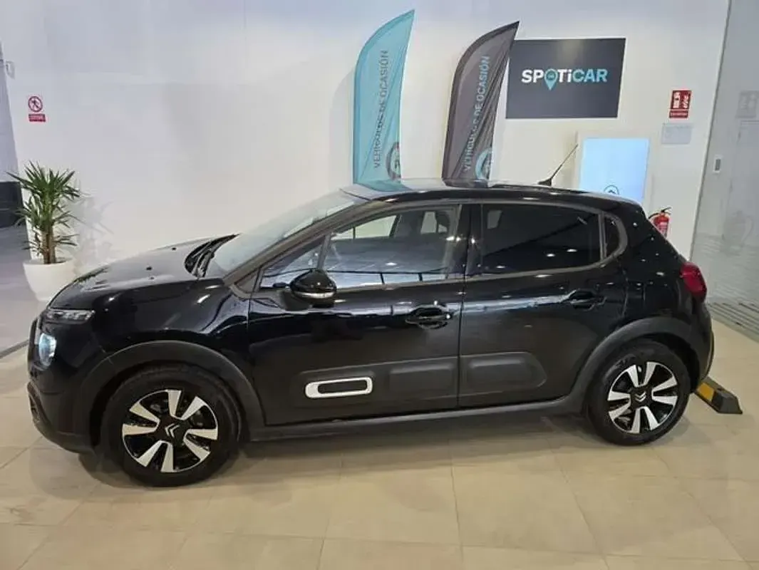 Usado Citroën C3 PureTech 82 CV (60 kW) 2024 Negro Utilitario
