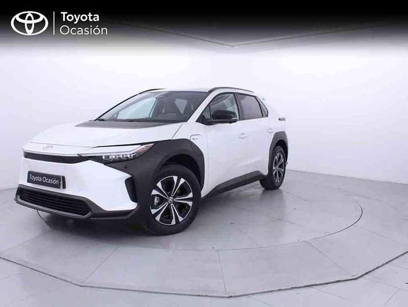 Blanco Usado 2025 Toyota bZ4X Advance SUV | 39.950 € (Un poco caro) - Imagen 1/3