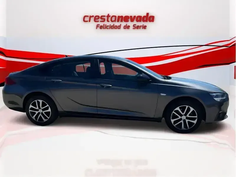 Usado Opel Insignia Edition 122 CV (89 kW) 2021 Gris