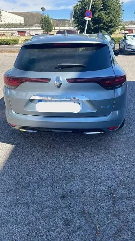 Usado Renault Mégane IV Zen 160 CV (117 kW) 2020 Gris Familiar