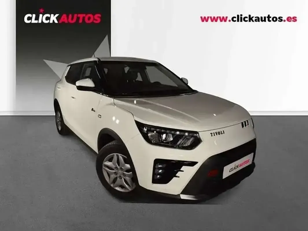 Usado SsangYong Tivoli 135 CV (99 kW) 2024 Blanco SUV