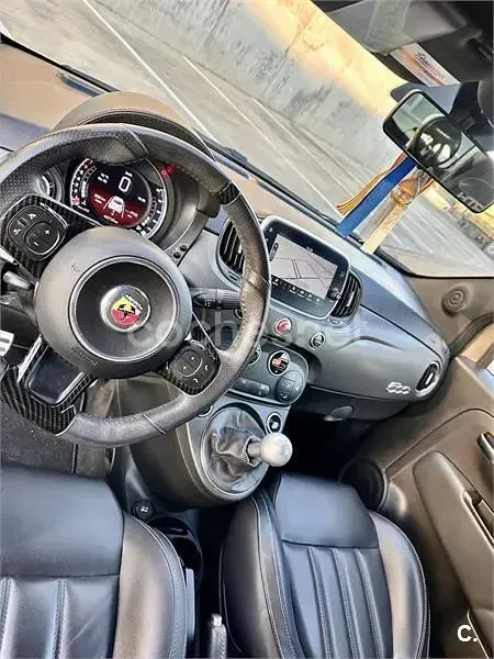 Usado Abarth 595 Turismo 165 CV (121 kW) 2019 Gris / plata Berlina