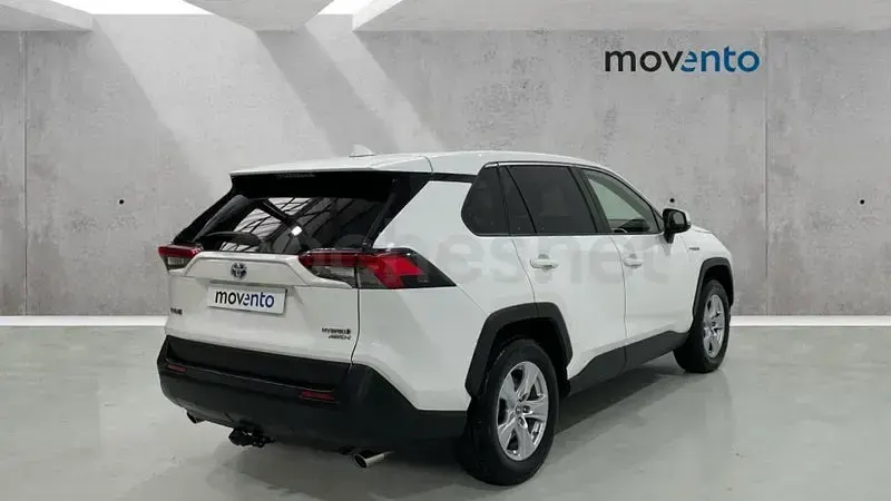 Usado Toyota RAV4 Hybrid Business Edition 222 CV (163 kW) 2021 Blanco SUV