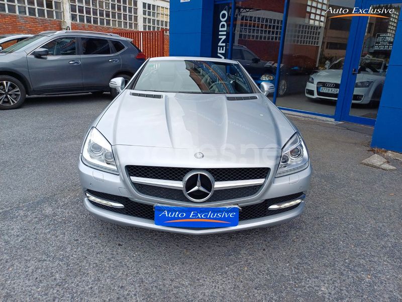 Usado Mercedes SLK200 184 CV (135 kW) 2013 Gris / plata Descapotable