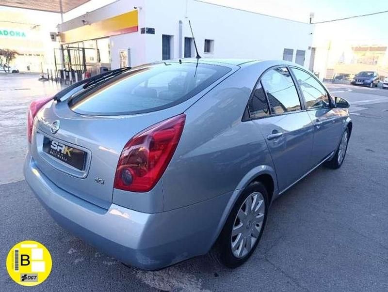 Usado Nissan Primera 120 HP (88 kW) 2005 Prateado Sedan
