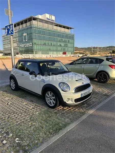 Usado Mini Cooper S 204 CV (150 kW) 2026 Beige Utilitario