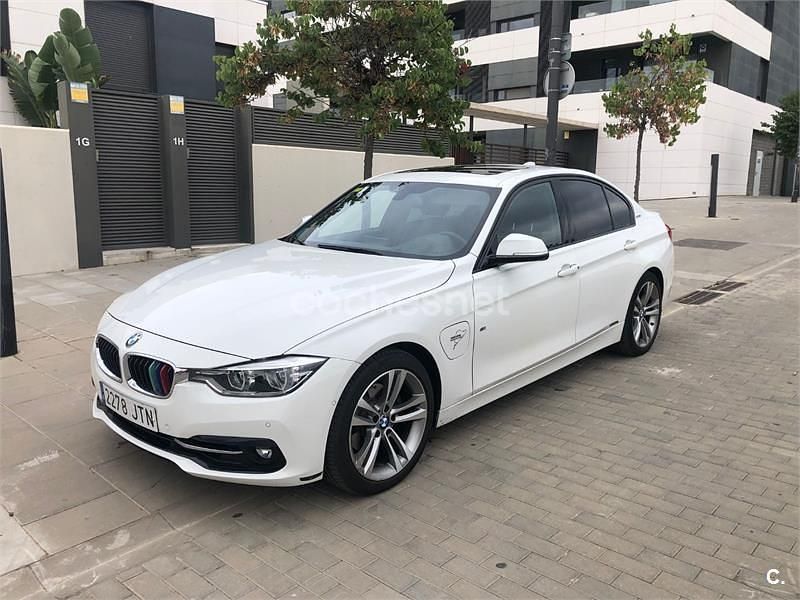 Blanco Usado 2016 BMW 330e Comfort Edition Berlina | 19.990 € (Un poco caro) - Imagen 1/4