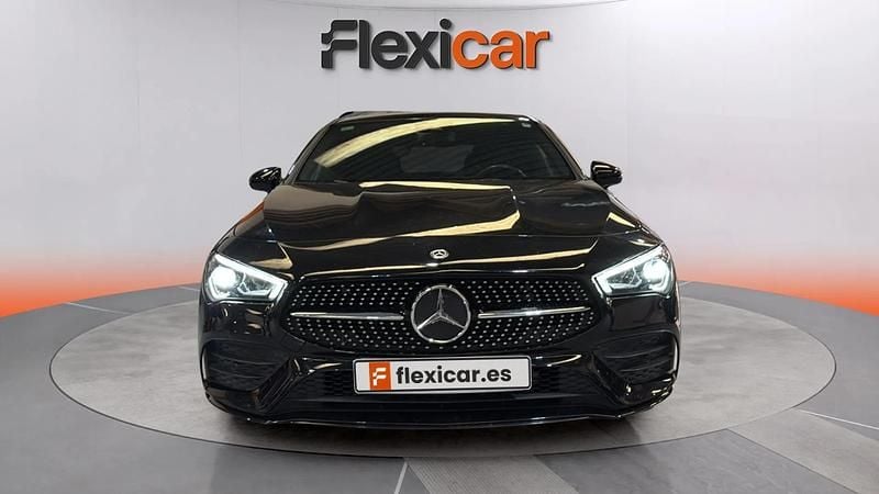 Usado Mercedes CLA200 156 CV (114 kW) 2019 Negro Coupe