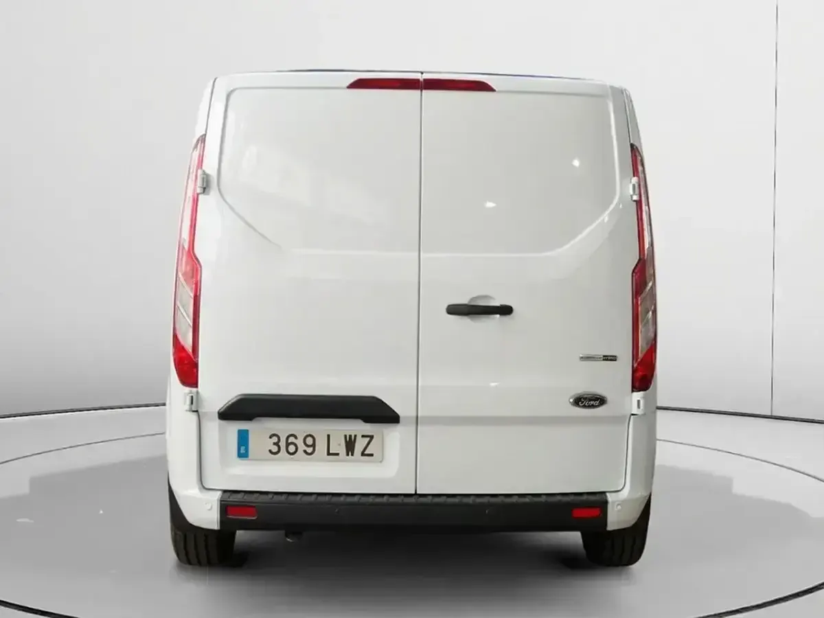 Usado Ford Transit Custom Trend 130 CV (95 kW) 2022 Blanco Van