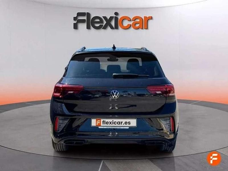 Usado VW T-Roc R-line 150 CV (110 kW) 2022 Negro SUV