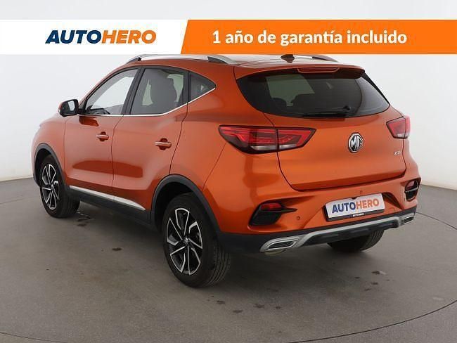 Usado MG ZS Luxury 106 HP (77 kW) 2024 Laranja Sedan