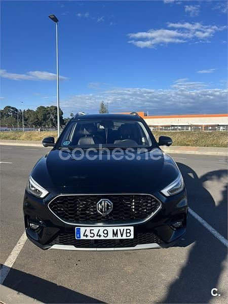 Usado MG ZS Luxury 106 CV (77 kW) 2024 Negro SUV