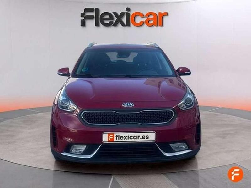 Usado Kia Niro 141 CV (103 kW) 2017 Rojo SUV