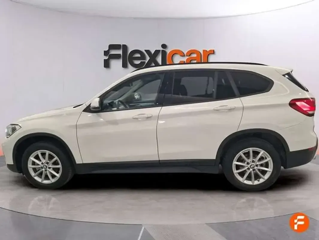 Usado BMW X1 116 CV (85 kW) 2023 Blanco SUV