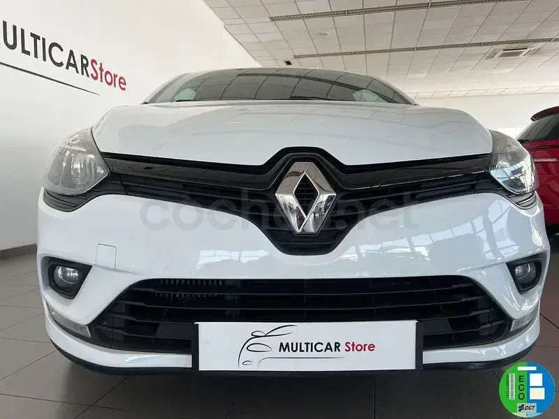 Usado Renault Clio IV Business 90 CV (66 kW) 2019 Blanco Berlina