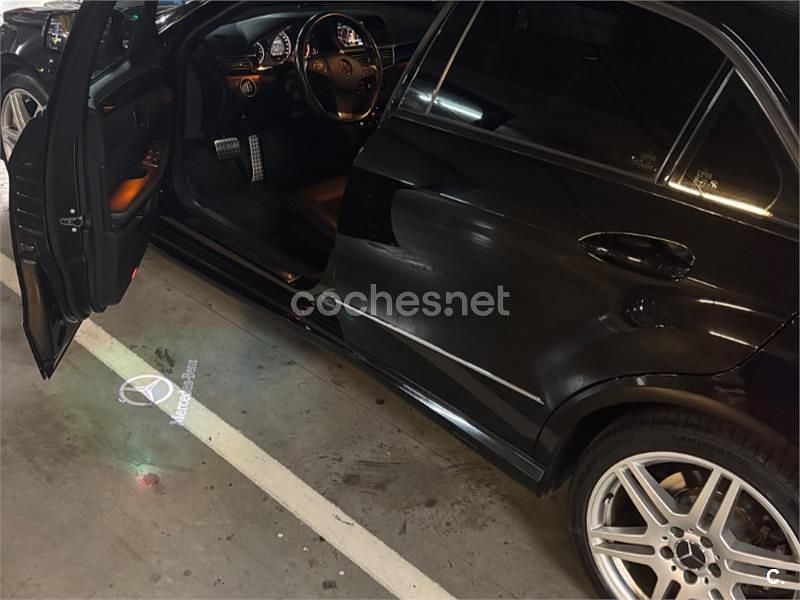 Usado Mercedes E250 Avantgarde 204 CV (150 kW) 2011 Negro Berlina