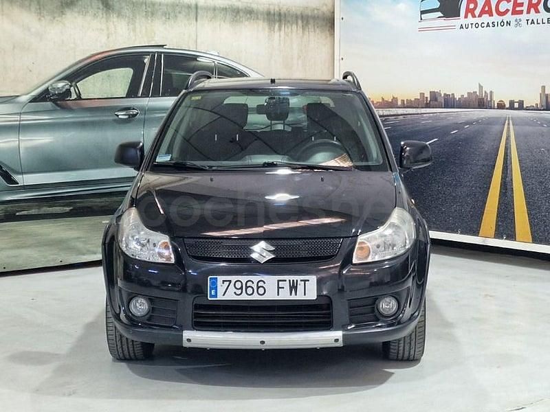Usado Suzuki SX4 GLX 120 CV (88 kW) 2007 Negro SUV