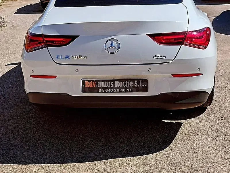 Usado Mercedes CLA200 136 CV (100 kW) 2019 Blanco Berlina