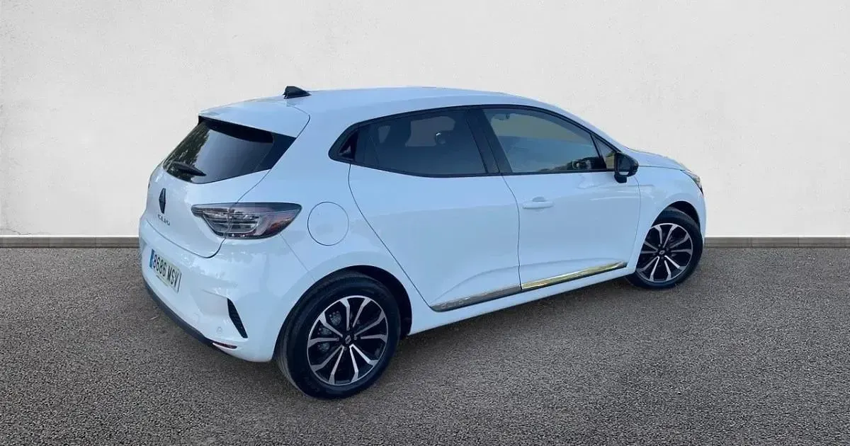 Usado Renault Clio Techno 90 CV (66 kW) 2024 Utilitario