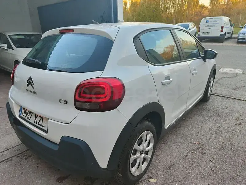 Usado Citroën C3 Feel 99 CV (72 kW) 2019 Blanco Utilitario