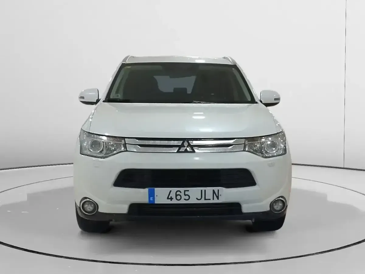 Usado Mitsubishi Outlander Motion 150 CV (110 kW) 2016 Blanco SUV