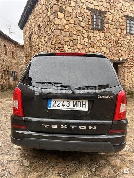 Usado Ssangyong (KGM) Rexton Limited 178 CV (130 kW) 2018 Negro SUV