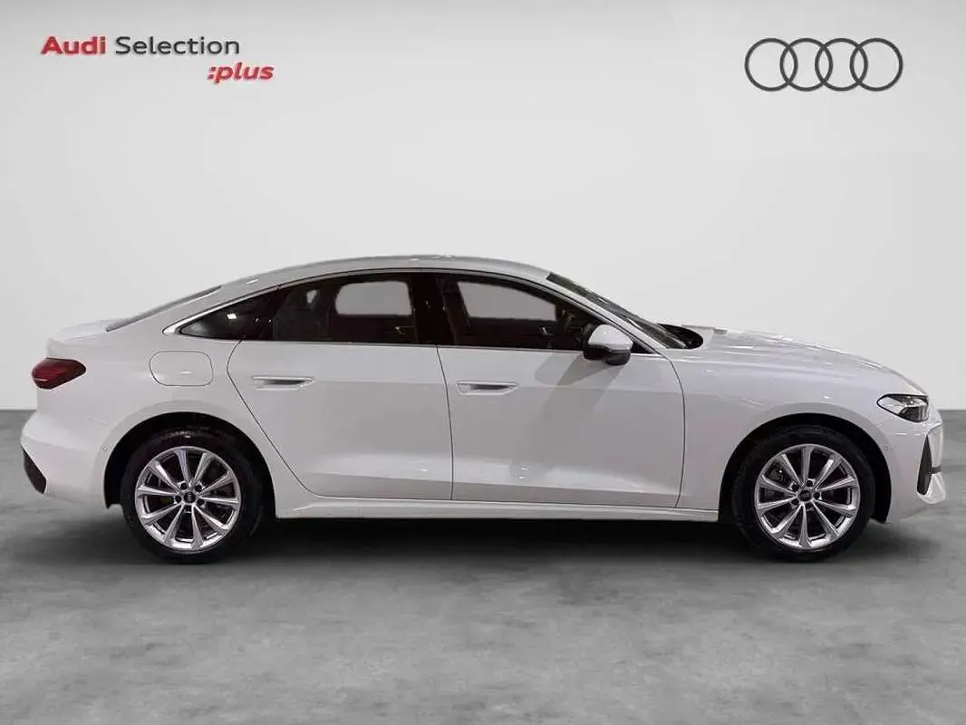 Usado Audi A5 Business 204 CV (150 kW) 2026 Blanco Berlina