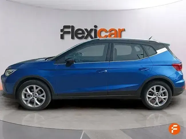 Usado Seat Arona FR 110 CV (80 kW) 2024 Azul SUV
