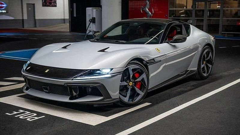 Usado Ferrari 12 Cilindri 829 CV (609 kW) 2024 Blanco Coupe