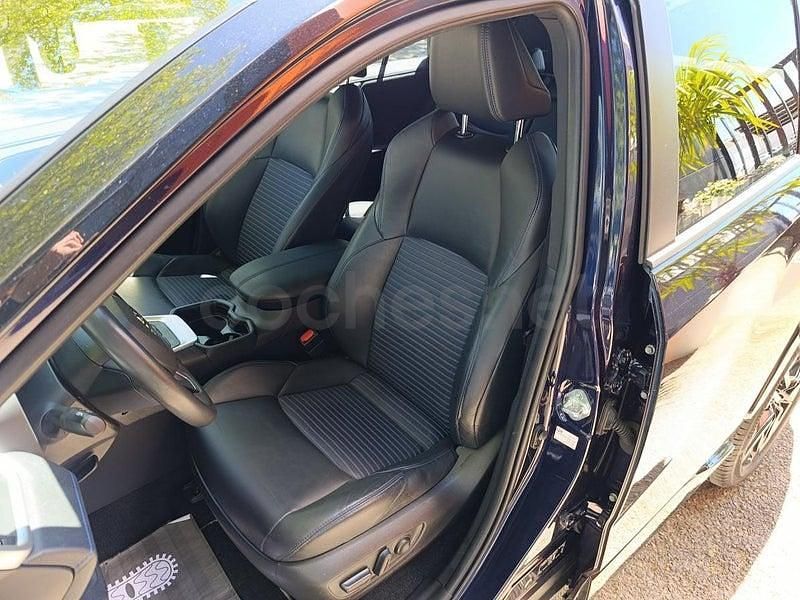 Usado Toyota RAV4 Hybrid Style 218 CV (160 kW) 2021 Azul SUV