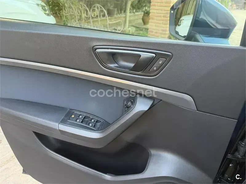 Usado Seat Ateca Style Plus 115 CV (84 kW) 2019 Azul SUV