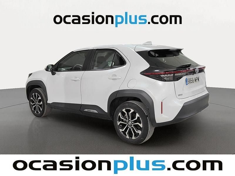 Begagnad Toyota Yaris Cross Active 116 HK (85 kW) 2024 Vit SUV